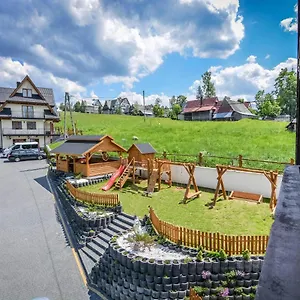 Üdülőközpont Tatra House